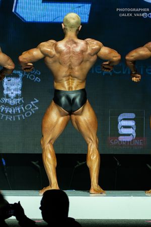 CLASSIC PHYSIQUE НОВИЧКИ